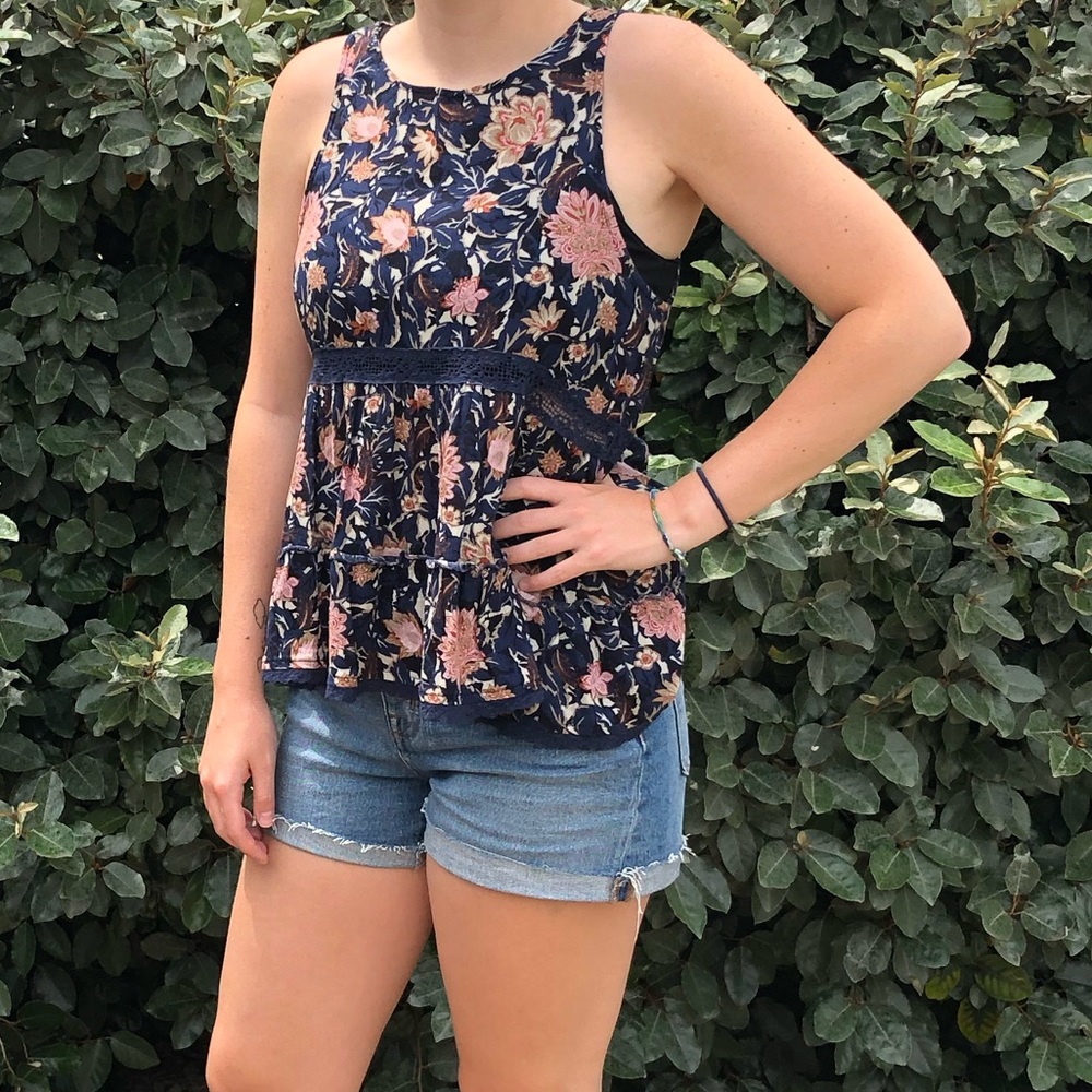 American Eagle Floral Blouse
